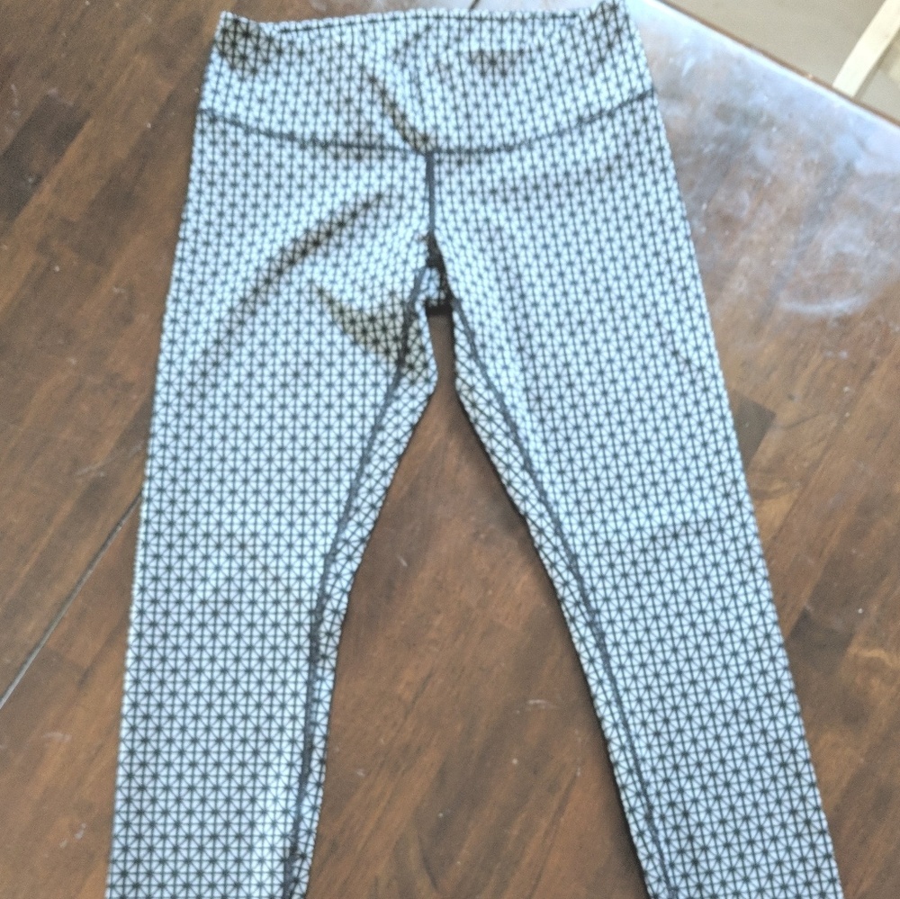 Lululemon workout leggings